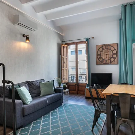 Beautiful Renovated Loft Minutes From The Beach Barcelona Exterior photo