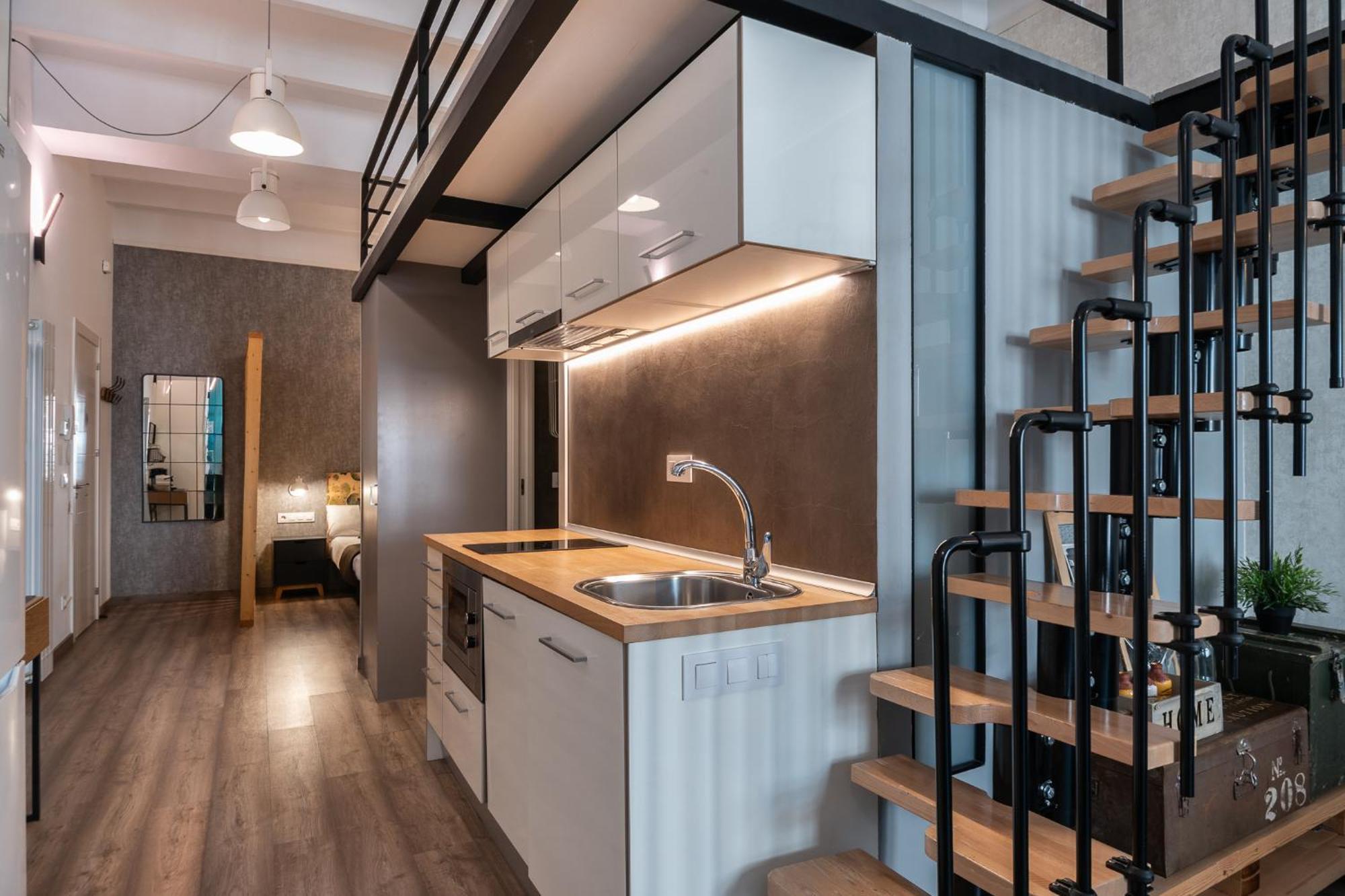 Beautiful Renovated Loft Minutes From The * Barcellona